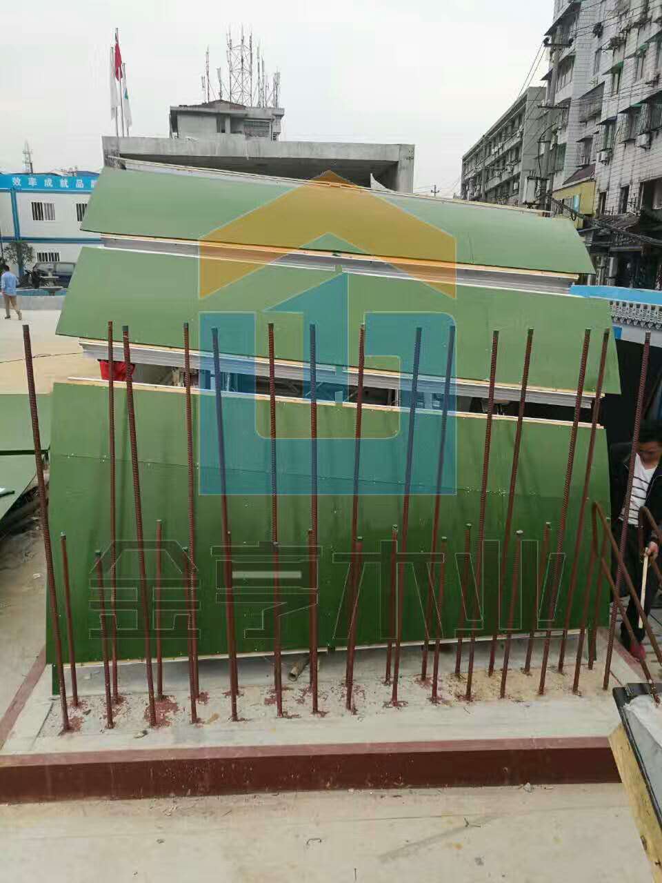 金亨木業(yè)有限公司,清水模板,覆膜板,膠合板,建筑模板，廊坊建筑模板廠家，河北建筑模板廠家，河北清水模板生產廠家